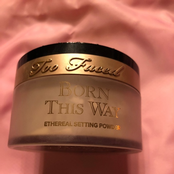 Too Faced Born This Way Ethereal Setting Powder - Picture 1 of 4